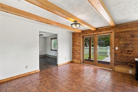 Villa ou maison à vendre à Chuluota, Floride: 4 chambres, 267.37 m2 № 2403121 - photo 10
