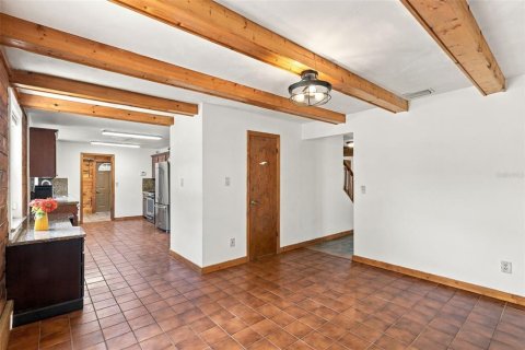 Villa ou maison à vendre à Chuluota, Floride: 4 chambres, 267.37 m2 № 2403121 - photo 9