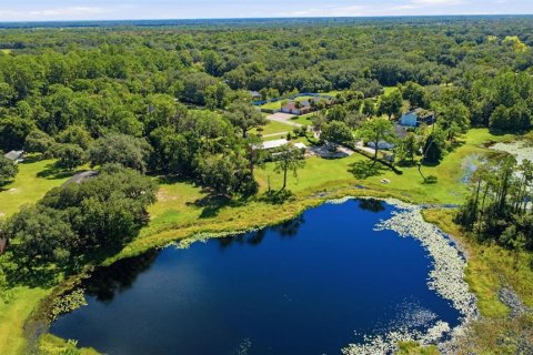 Villa ou maison à vendre à Chuluota, Floride: 4 chambres, 267.37 m2 № 2403121 - photo 28