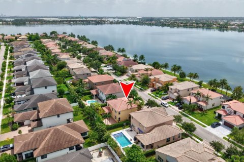 Casa en venta en Miramar, Florida, 4 dormitorios, 233 m2 № 2305391 - foto 8