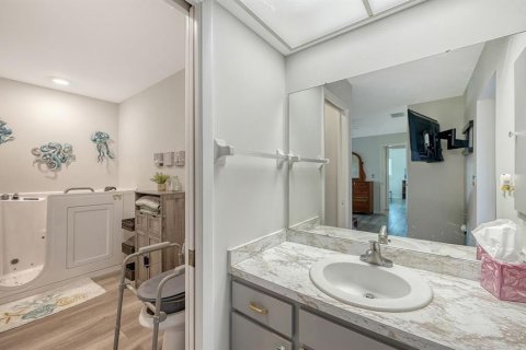 Casa en venta en Sarasota, Florida, 2 dormitorios, 112.04 m2 № 2195896 - foto 23