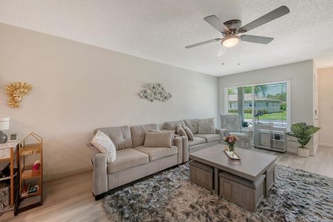 Casa en venta en Sarasota, Florida, 2 dormitorios, 112.04 m2 № 2195896 - foto 12
