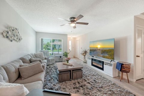 Casa en venta en Sarasota, Florida, 2 dormitorios, 112.04 m2 № 2195896 - foto 8