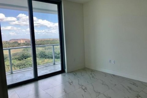 Copropriété à louer à Sunrise, Floride: 2 chambres, 115.57 m2 № 2387294 - photo 13