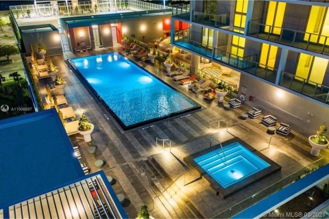 Copropriété à louer à Sunrise, Floride: 2 chambres, 115.57 m2 № 2387294 - photo 18