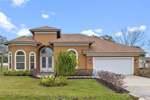 House in Sanford, Florida 3 bedrooms, 239.78 sq.m. № 1528418 - photo 1