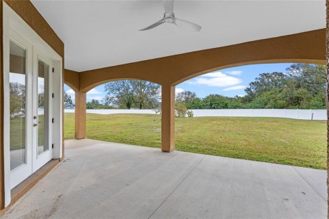 House in Sanford, Florida 3 bedrooms, 239.78 sq.m. № 1528418 - photo 29