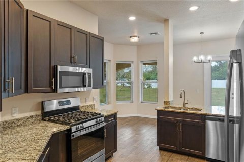 House in Sanford, Florida 3 bedrooms, 239.78 sq.m. № 1528418 - photo 10