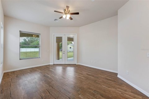 House in Sanford, Florida 3 bedrooms, 239.78 sq.m. № 1528418 - photo 22
