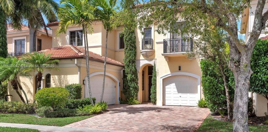 Villa ou maison à Boca Raton, Floride 5 chambres, 413.23 m2 № 1951287