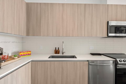 Appartement à louer à Miami, Floride: 37.9 m2 № 1992443 - photo 6