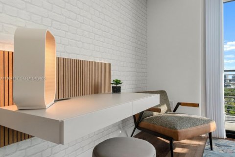 Appartement à louer à Miami, Floride: 37.9 m2 № 1992443 - photo 4