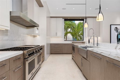 Casa en venta en Fort Lauderdale, Florida, 5 dormitorios, 955.87 m2 № 1969185 - foto 24