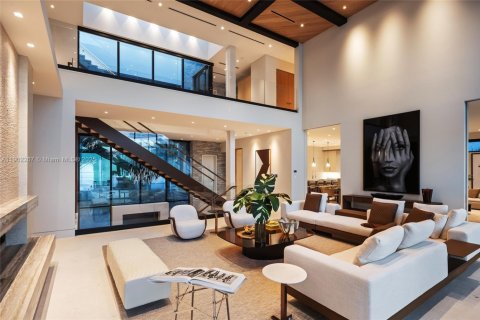 Casa en venta en Fort Lauderdale, Florida, 5 dormitorios, 955.87 m2 № 1969185 - foto 10