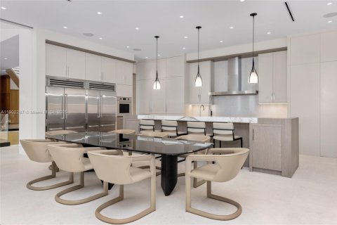 Casa en venta en Fort Lauderdale, Florida, 5 dormitorios, 955.87 m2 № 1969185 - foto 18