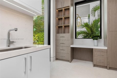 Casa en venta en Fort Lauderdale, Florida, 5 dormitorios, 955.87 m2 № 1969185 - foto 22