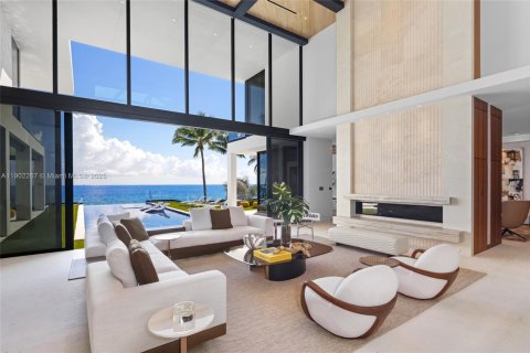 Casa en venta en Fort Lauderdale, Florida, 5 dormitorios, 955.87 m2 № 1969185 - foto 13