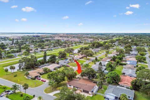 House in Clearwater, Florida 3 bedrooms, 150.13 sq.m. № 1885136 - photo 3