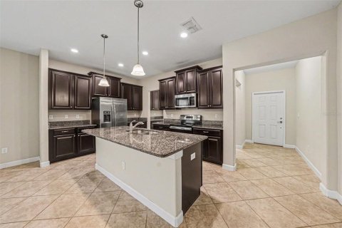 House in Riverview, Florida 4 bedrooms, 323.58 sq.m. № 2224877 - photo 7