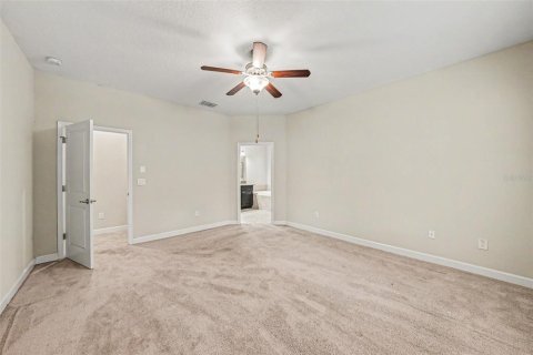 House in Riverview, Florida 4 bedrooms, 323.58 sq.m. № 2224877 - photo 12