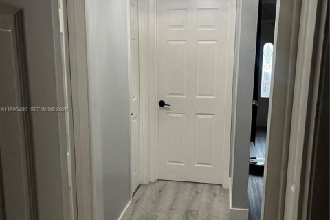 Casa en alquiler en Deerfield Beach, Florida, 2 dormitorios, 80.82 m2 № 2067061 - foto 18