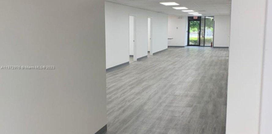 Oficina en Hollywood, Florida № 861030