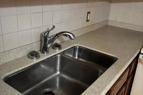 Condo in West Palm Beach, Florida, 1 bedroom  № 2184672 - photo 10