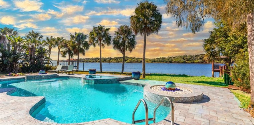 Villa ou maison à Ormond Beach, Floride 4 chambres, 374.58 m2 № 1833150