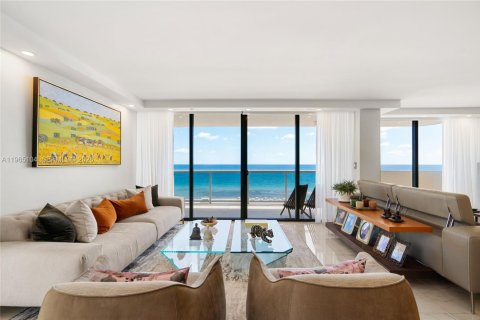 Снять в аренду кондоминиум в Майами-Бич, Флорида 2 спальни, 183.95м2, № 2028193 - фото 9