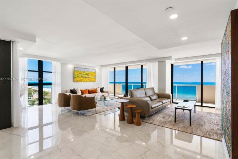 Кондоминиум с 2 спальнями в Майами-Бич, Флорида № 2028193