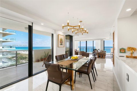 Снять в аренду кондоминиум в Майами-Бич, Флорида 2 спальни, 183.95м2, № 2028193 - фото 6