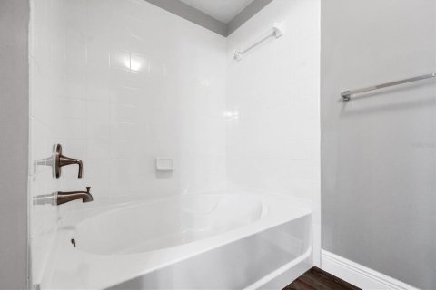 Condominio en alquiler en Sarasota, Florida, 3 dormitorios, 144.83 m2 № 1767116 - foto 16