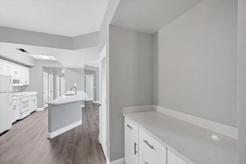 Condominio en alquiler en Sarasota, Florida, 3 dormitorios, 144.83 m2 № 1767116 - foto 10