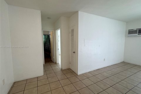 Copropriété à louer à Miami Beach, Floride: 1 chambre, 53.42 m2 № 1897702 - photo 21