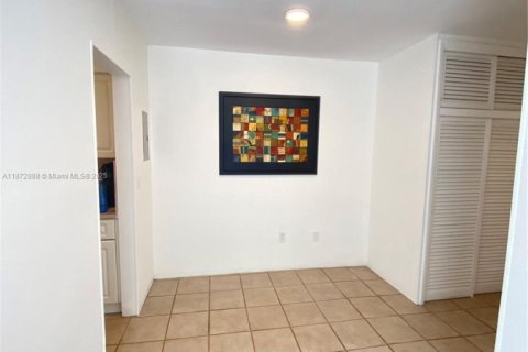 Copropriété à louer à Miami Beach, Floride: 1 chambre, 53.42 m2 № 1897702 - photo 13