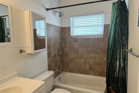 Copropriété à louer à Miami Beach, Floride: 1 chambre, 53.42 m2 № 1897702 - photo 24