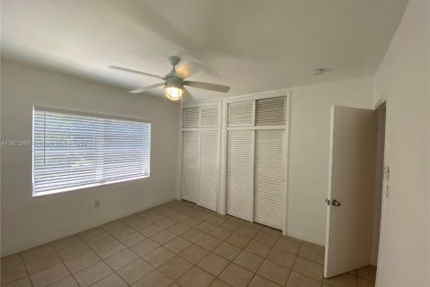 Copropriété à louer à Miami Beach, Floride: 1 chambre, 53.42 m2 № 1897702 - photo 16