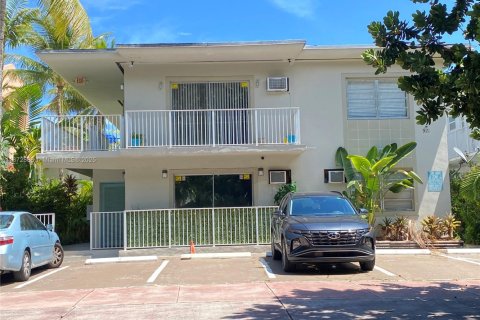 Copropriété à louer à Miami Beach, Floride: 1 chambre, 53.42 m2 № 1897702 - photo 1