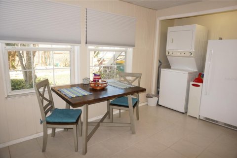Condo in Port Charlotte, Florida, 2 bedrooms  № 1410335 - photo 16