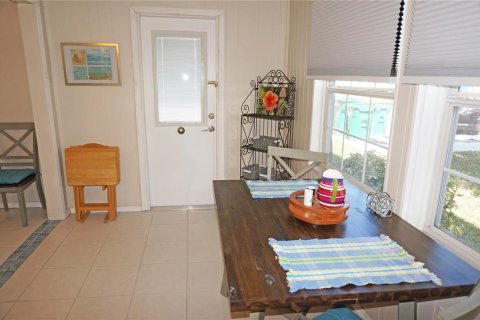Condo in Port Charlotte, Florida, 2 bedrooms  № 1410335 - photo 17