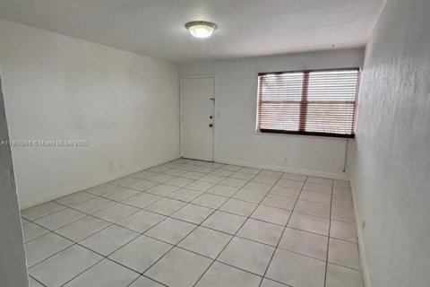 Купить кондоминиум в Суитуотер, Флорида 2 спальни, 72м2, № 2012311 - фото 6