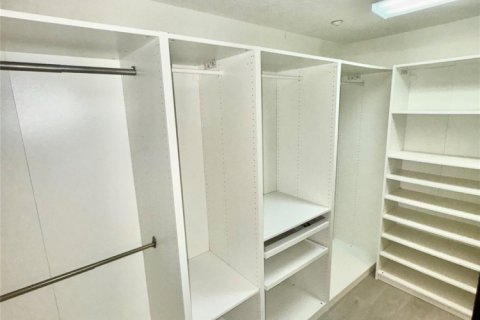 Condominio en alquiler en Doral, Florida, 3 dormitorios, 157.93 m2 № 1162060 - foto 1
