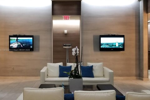 Copropriété à louer à Hallandale Beach, Floride: 1 chambre, 75.34 m2 № 1966553 - photo 21