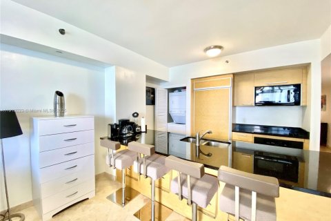 Copropriété à louer à Hallandale Beach, Floride: 1 chambre, 75.34 m2 № 1966553 - photo 28