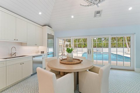 House in Hobe Sound, Florida 4 bedrooms, 430.6 sq.m. № 2249755 - photo 22