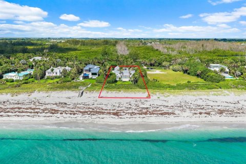 House in Hobe Sound, Florida 4 bedrooms, 430.6 sq.m. № 2249755 - photo 2