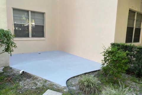 Copropriété à louer à Lauderdale Lakes, Floride: 2 chambres, 89.19 m2 № 2414610 - photo 14