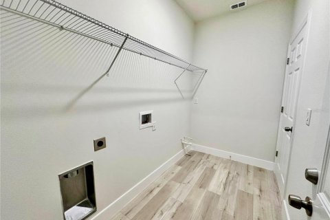 Купить виллу или дом в Ситрэс-Спрингс, Флорида 8 комнат, 142.05м2, № 1852745 - фото 21