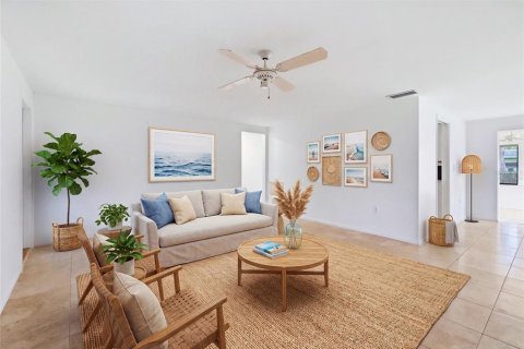 Casa en venta en Sarasota, Florida, 3 dormitorios, 145.3 m2 № 2383784 - foto 8