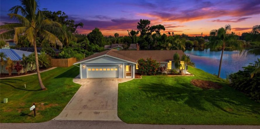 Casa en Sarasota, Florida 3 dormitorios, 145.3 m2 № 2383784